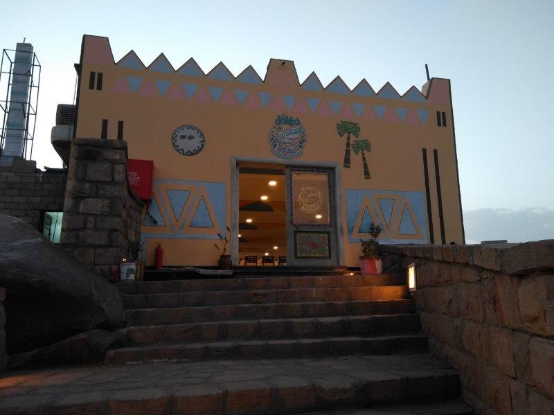 アスワンのエジプト料理のレストラン、エル・ドッカ