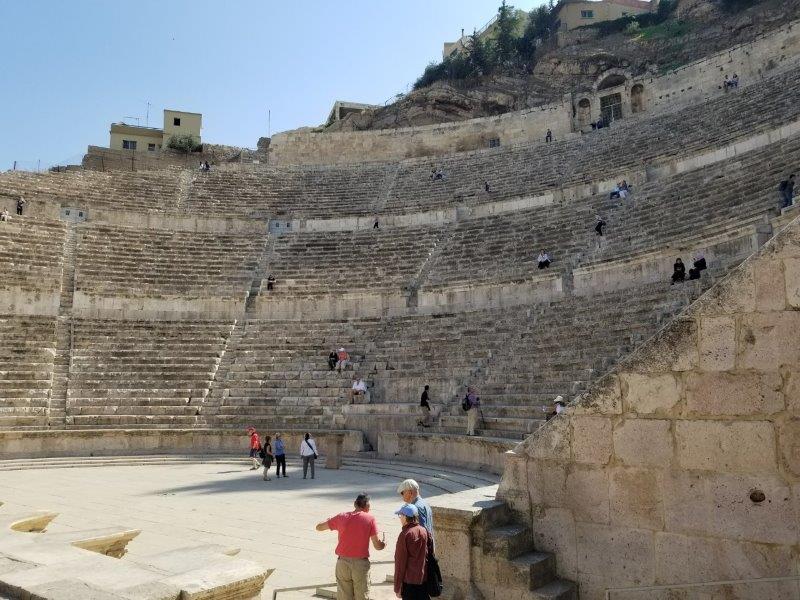 ヨルダンの首都アンマンのローマ劇場