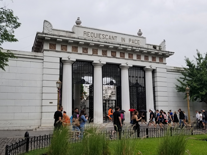 ブエノスアイレス・レコレータ墓地