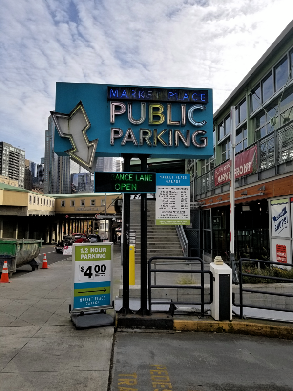シアトル・パイクプレースマーケットの駐車場情報