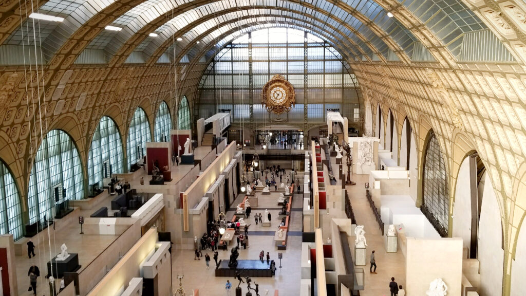 パリ・駅を改装したオルセー美術館