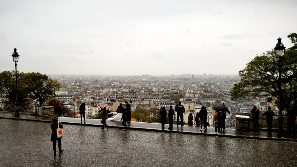 パリ観光・パリのモンマルトルの丘